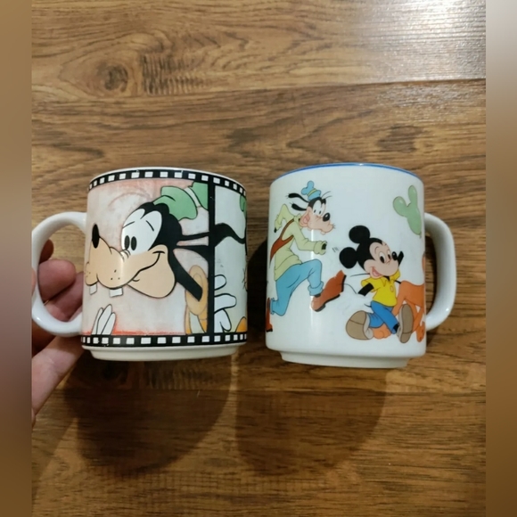 Disney Dining Set Of 2 Vintage Disneyland Coffee Mugs Made In Japan